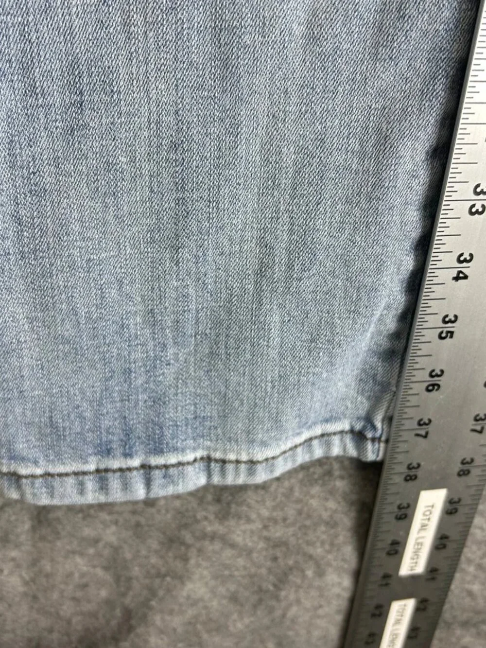Wrangler Straight Fit Jeans Mens 36x29 Light Blue Denim Stretch Mid Rise Western